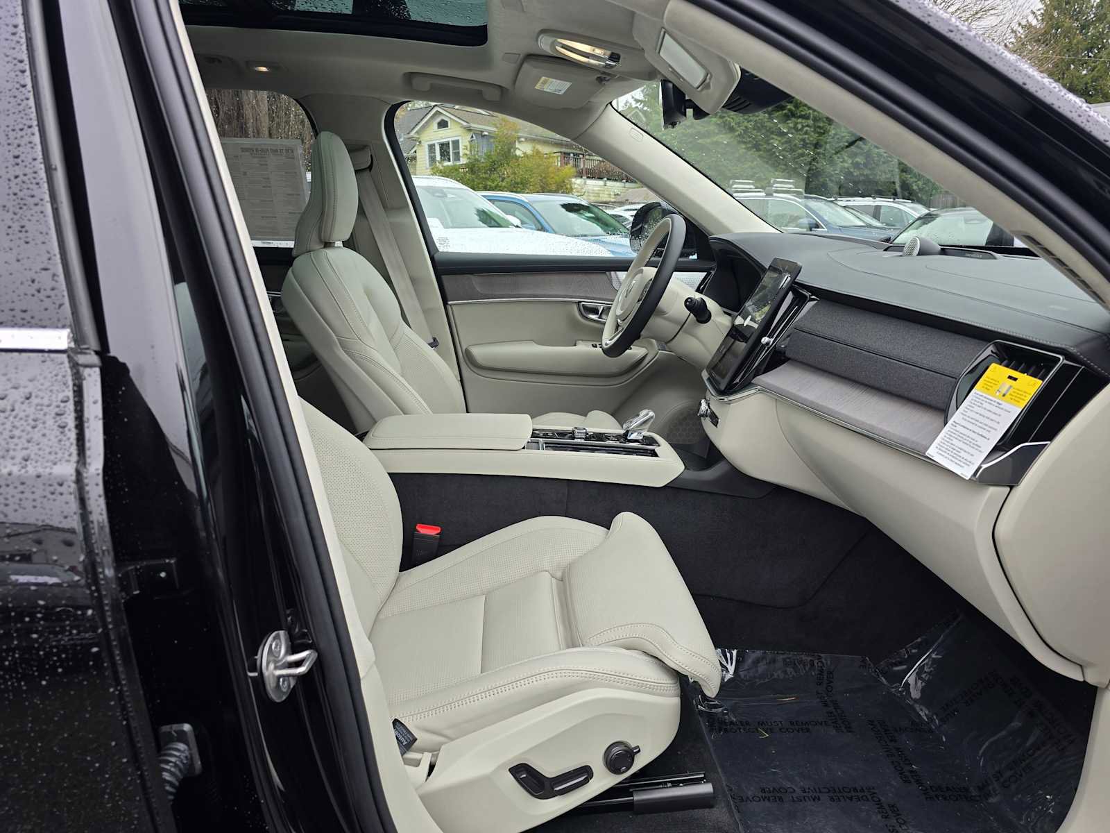 New 2026 Volvo XC90 T8 Ultra w/ Lounge Package AWD/4WD image 11