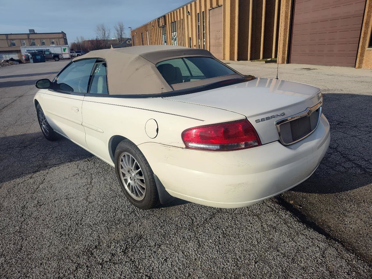 Used 2006 Chrysler Sebring Touring FWD image 5