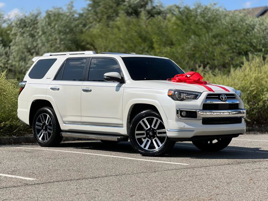 Used 2020 Toyota 4Runner Limited image 1