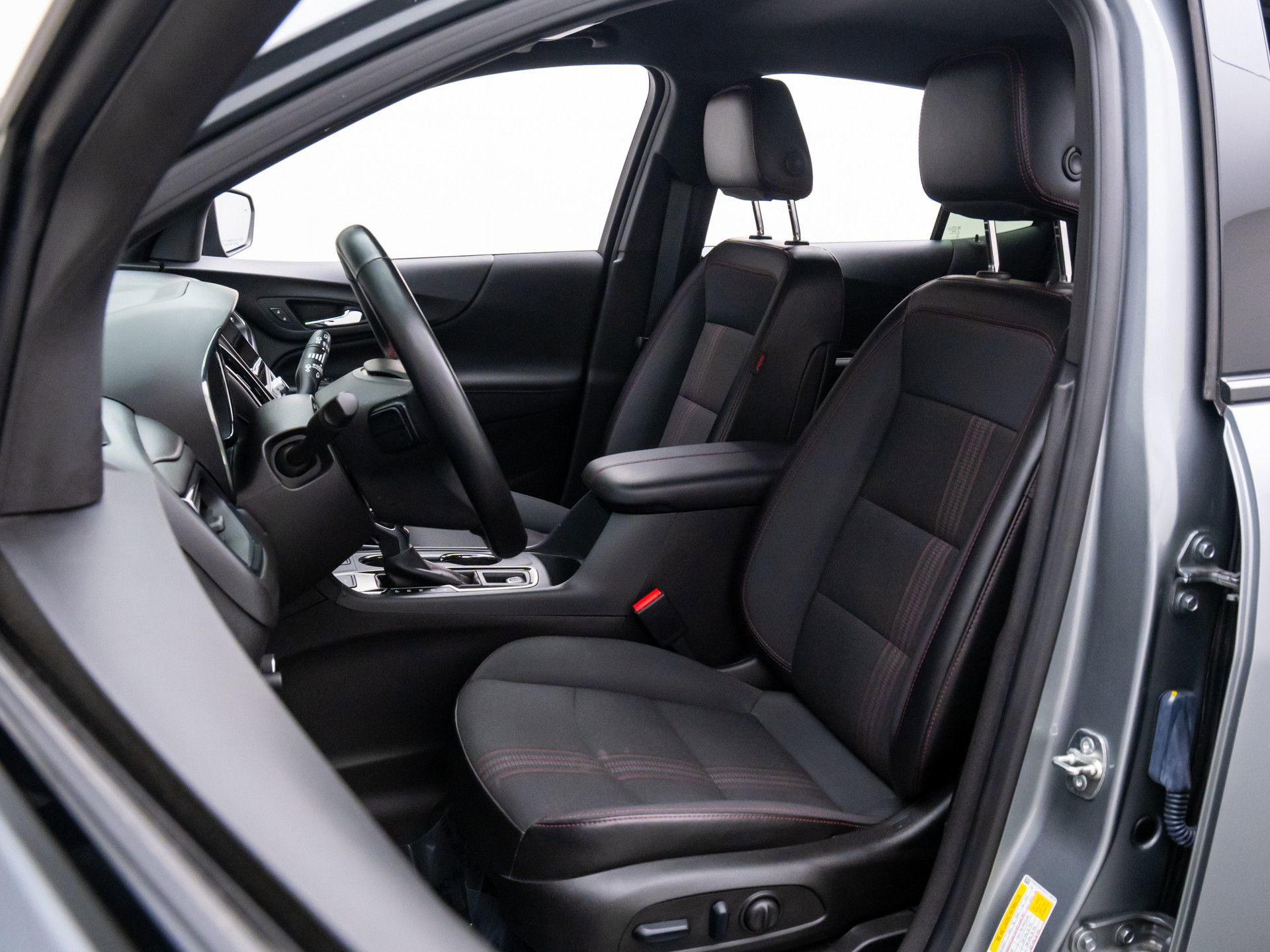 Used 2024 Chevrolet Equinox RS image 15