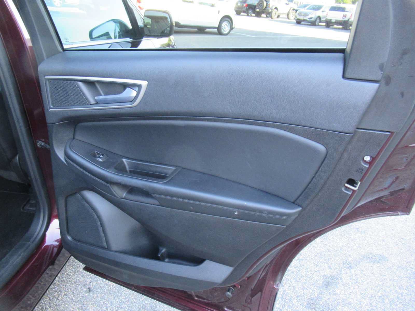 Used 2024 Ford Edge SEL AWD/4WD image 21