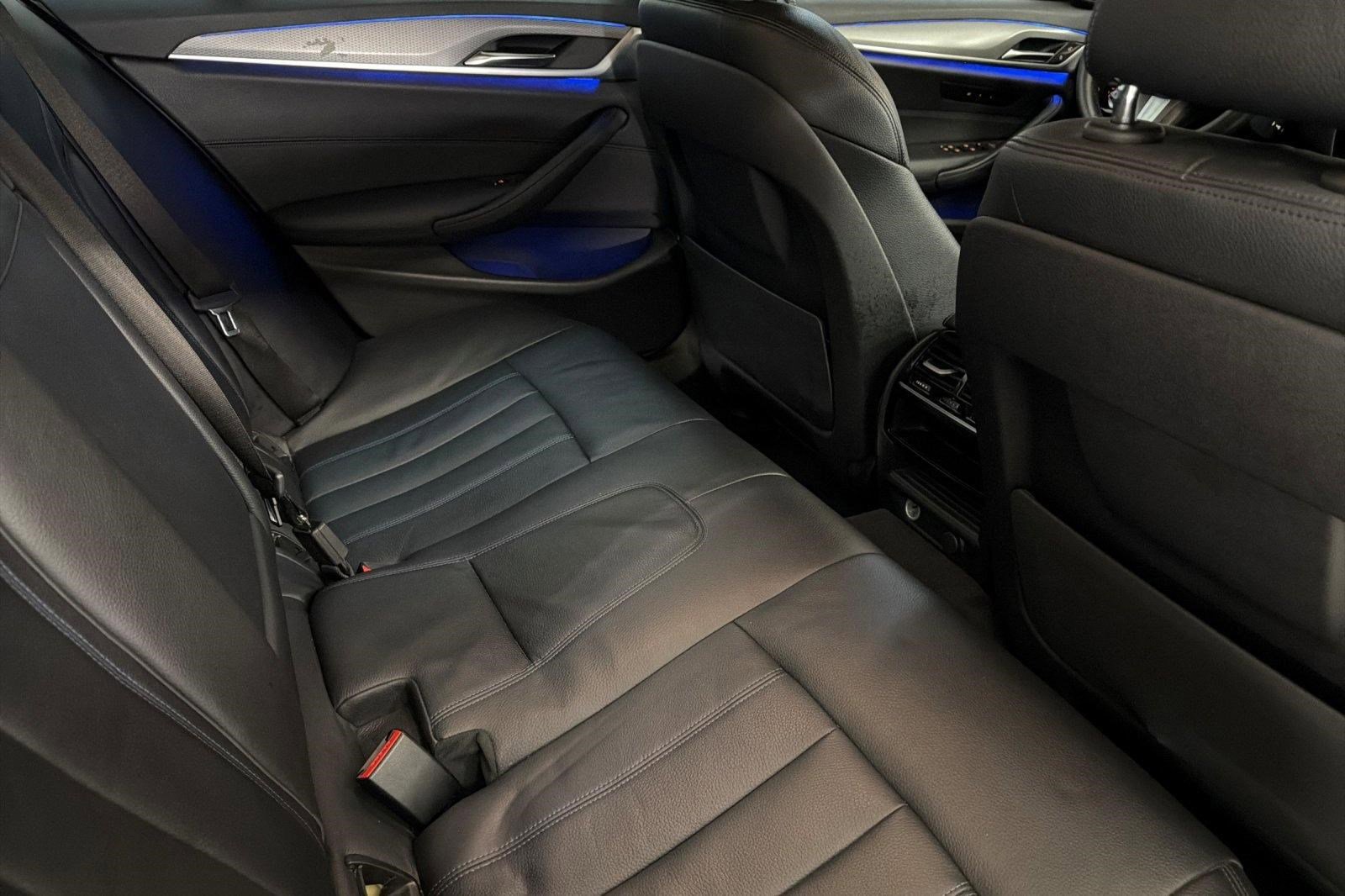 Used 2019 BMW 540i w/ M Sport Package RWD image 31