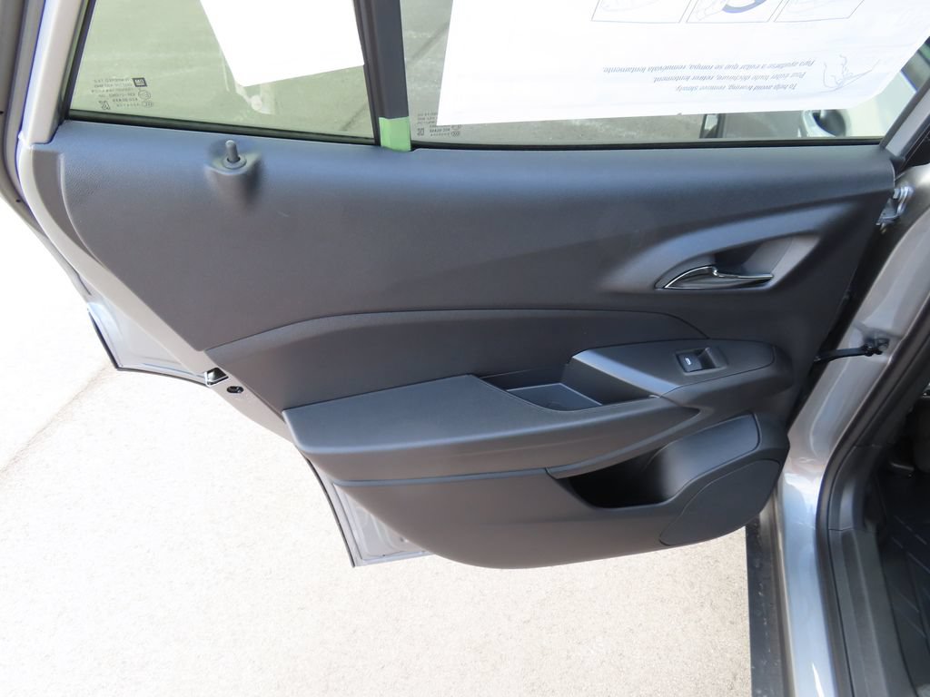 New 2026 Chevrolet Trax LT w/ Driver Confidence Package FWD image 23