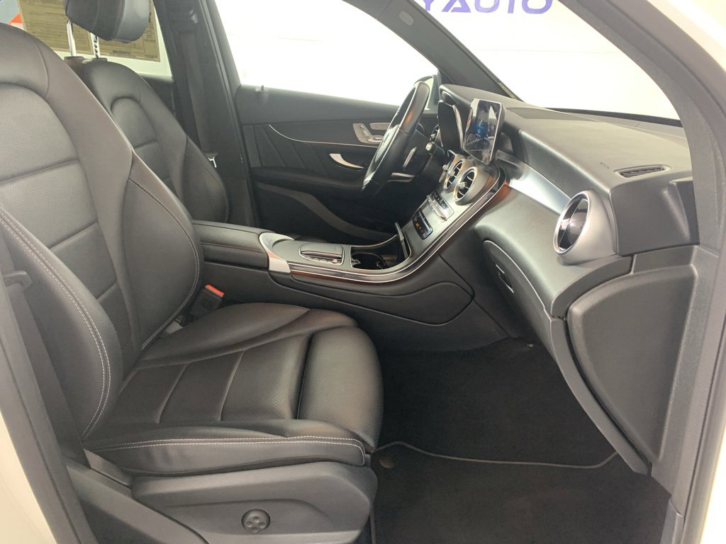 Used 2022 Mercedes-Benz GLC 300 4MATIC image 43