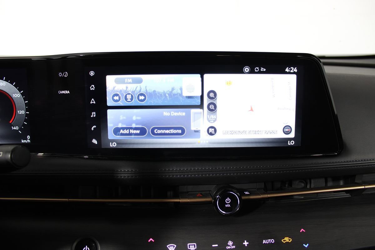 Used 2024 Nissan Ariya FWD image 18