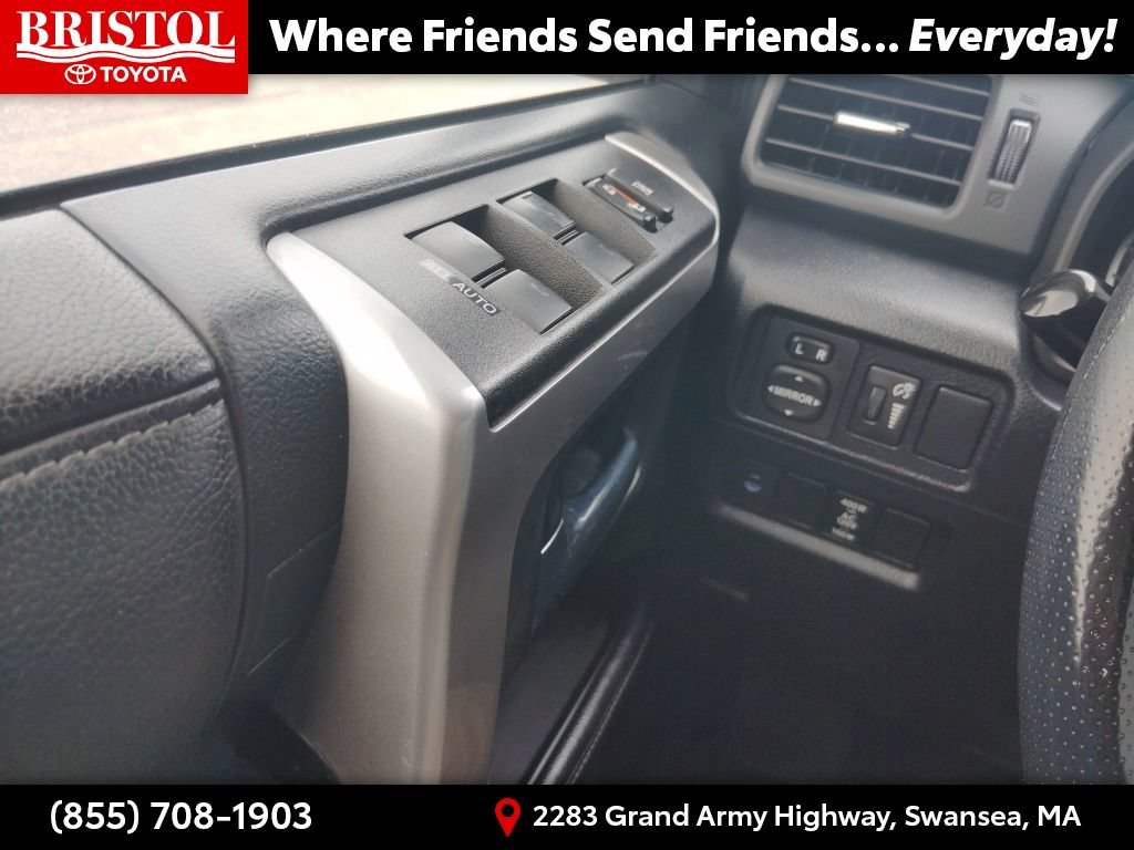 Used 2016 Toyota 4Runner SR5 w/ Four Season Floor Mat Package AWD/4WD image 20