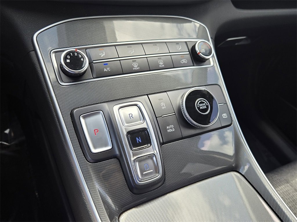 Used 2023 Hyundai Santa Fe SE image 17