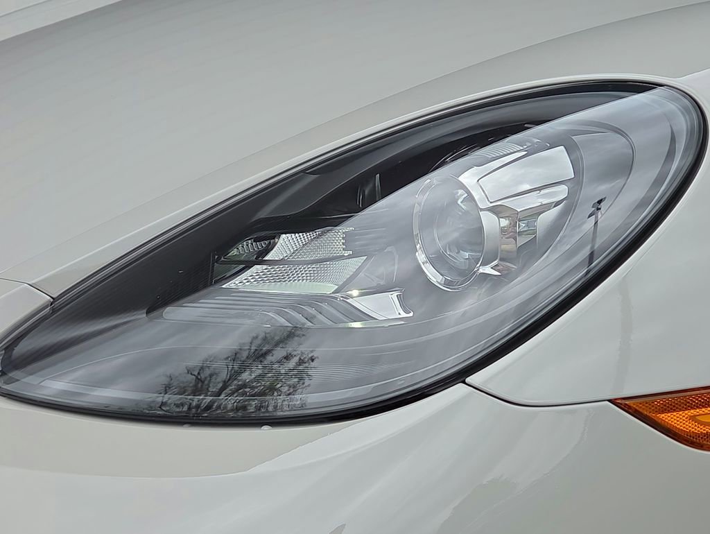 Certified 2021 Porsche 718 Cayman GT4 RWD image 19
