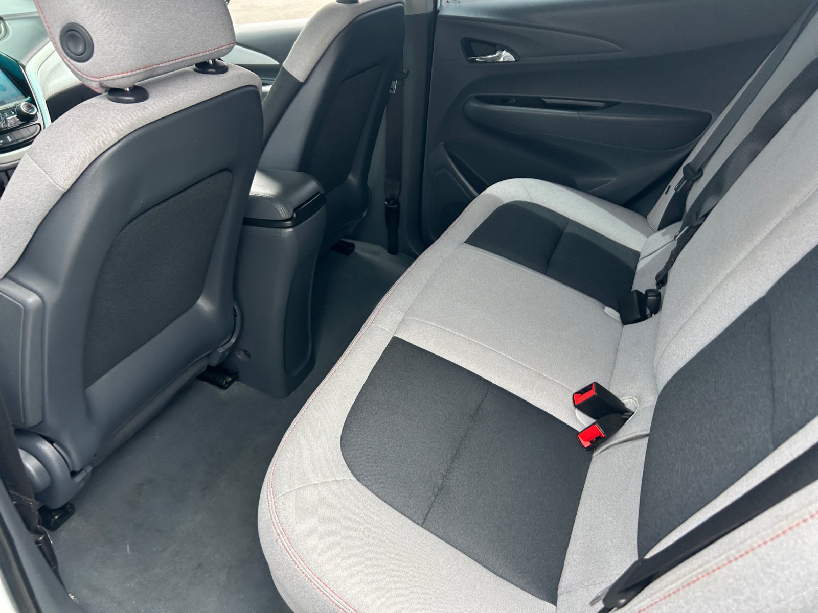 Used 2019 Chevrolet Bolt LT FWD image 17