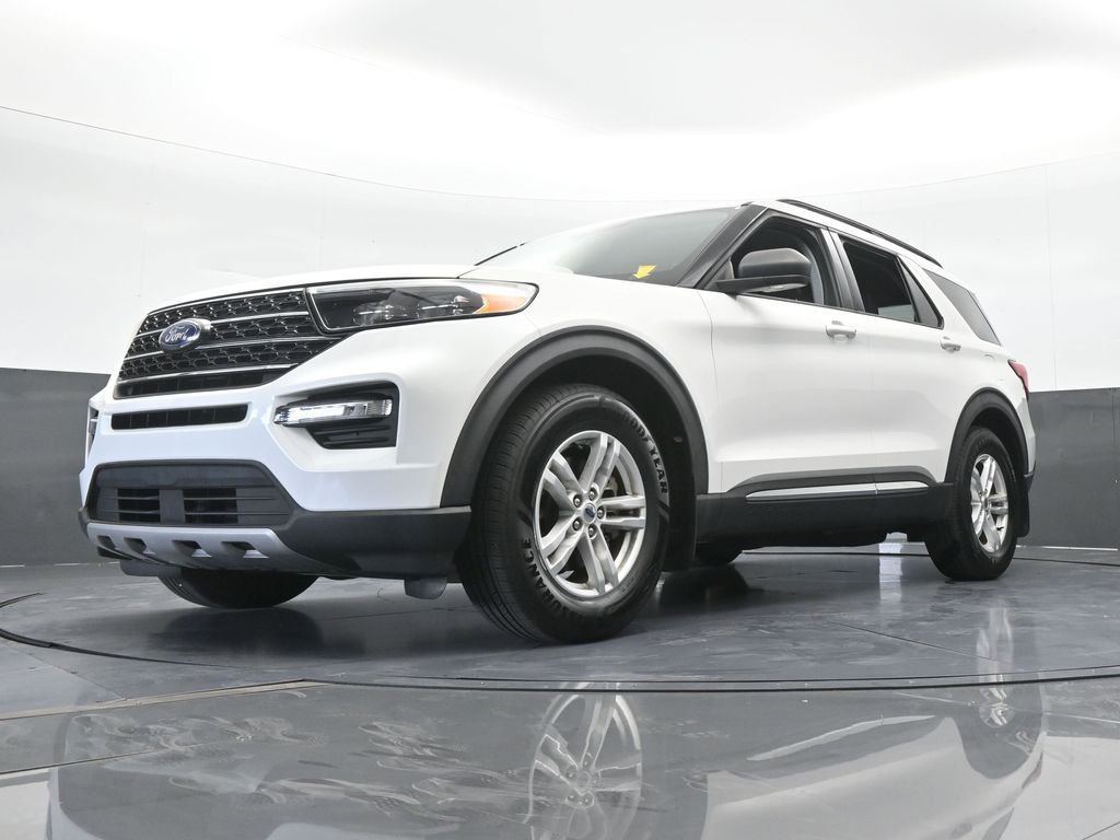 Used 2021 Ford Explorer XLT w/ Equipment Group 202A RWD image 60