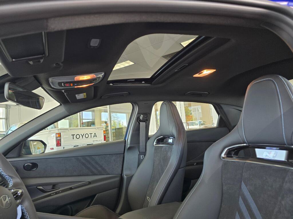 New 2026 Hyundai Elantra N w/ Cargo Package FWD image 20