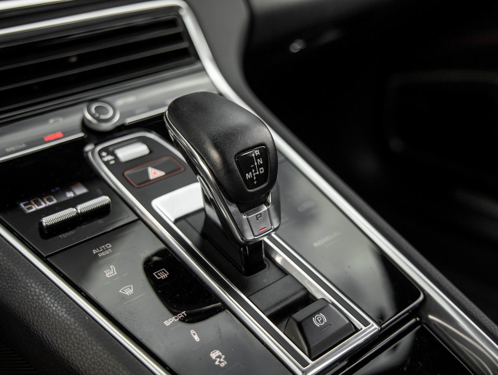 Certified 2020 Porsche Panamera 4S Executive AWD/4WD image 32