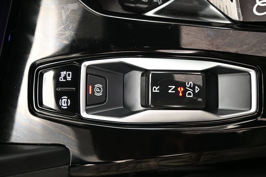 Used 2025 Audi Q5 Premium w/ Convenience Package AWD/4WD image 30