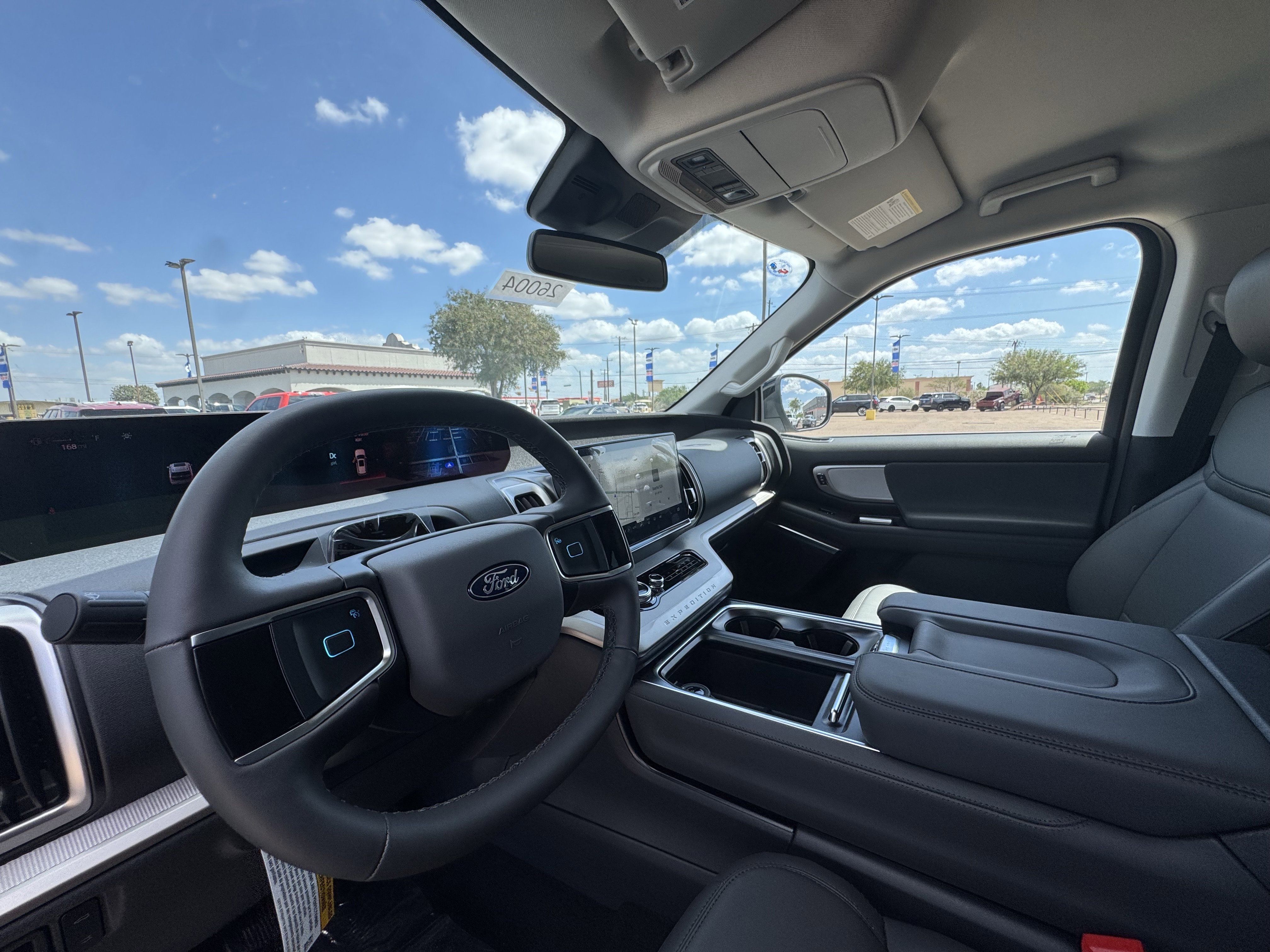 New 2026 Ford Expedition Active image 17