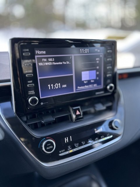 Used 2021 Toyota Corolla LE w/ Carpet Mat Package (TMS) image 12