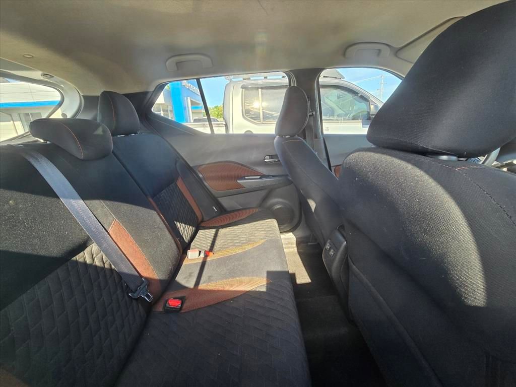 Used 2022 Nissan Kicks SR image 6