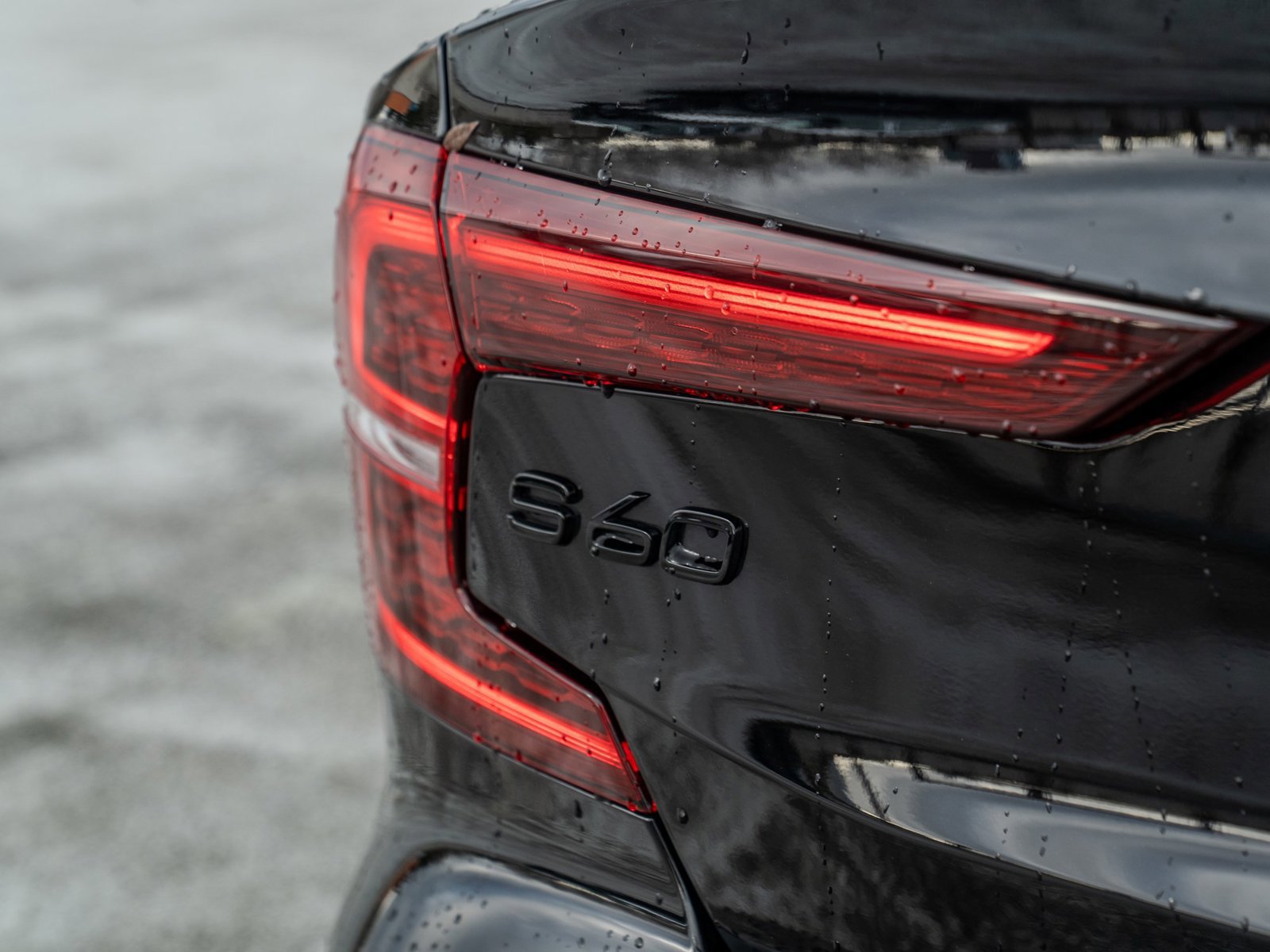 Used 2024 Volvo S60 B5 Plus w/ Climate Package image 14