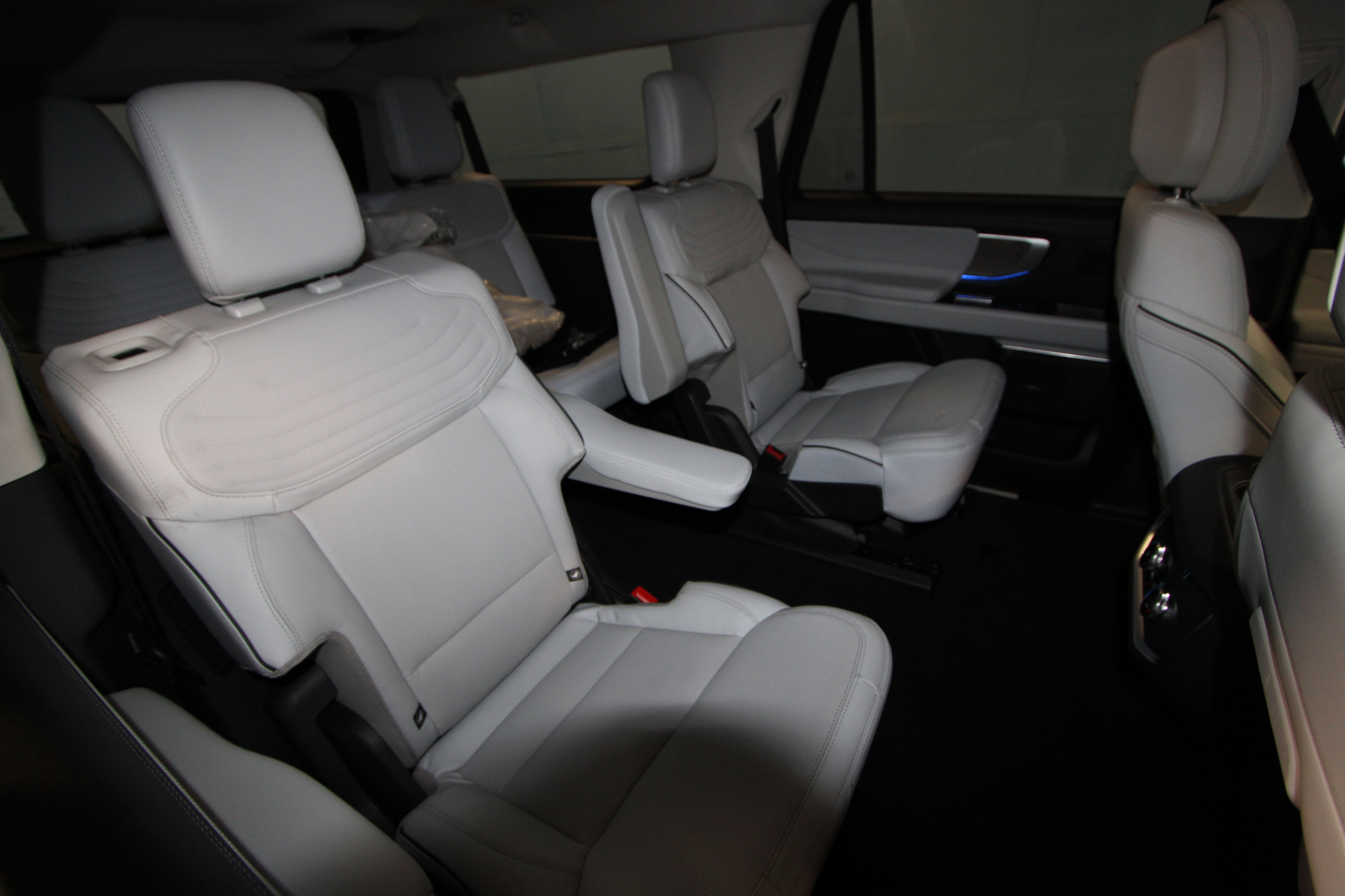 New 2026 Ford Expedition Max Platinum AWD/4WD image 24