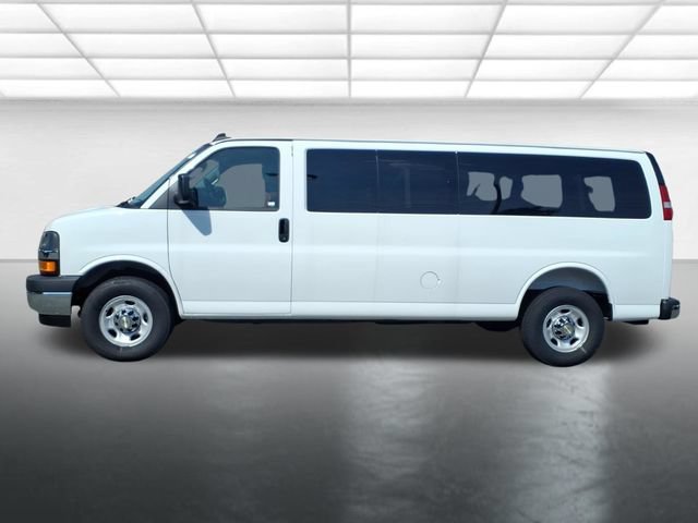 New 2026 Chevrolet Express 3500 LT w/ LT Preferred Equipment Group RWD video 2
