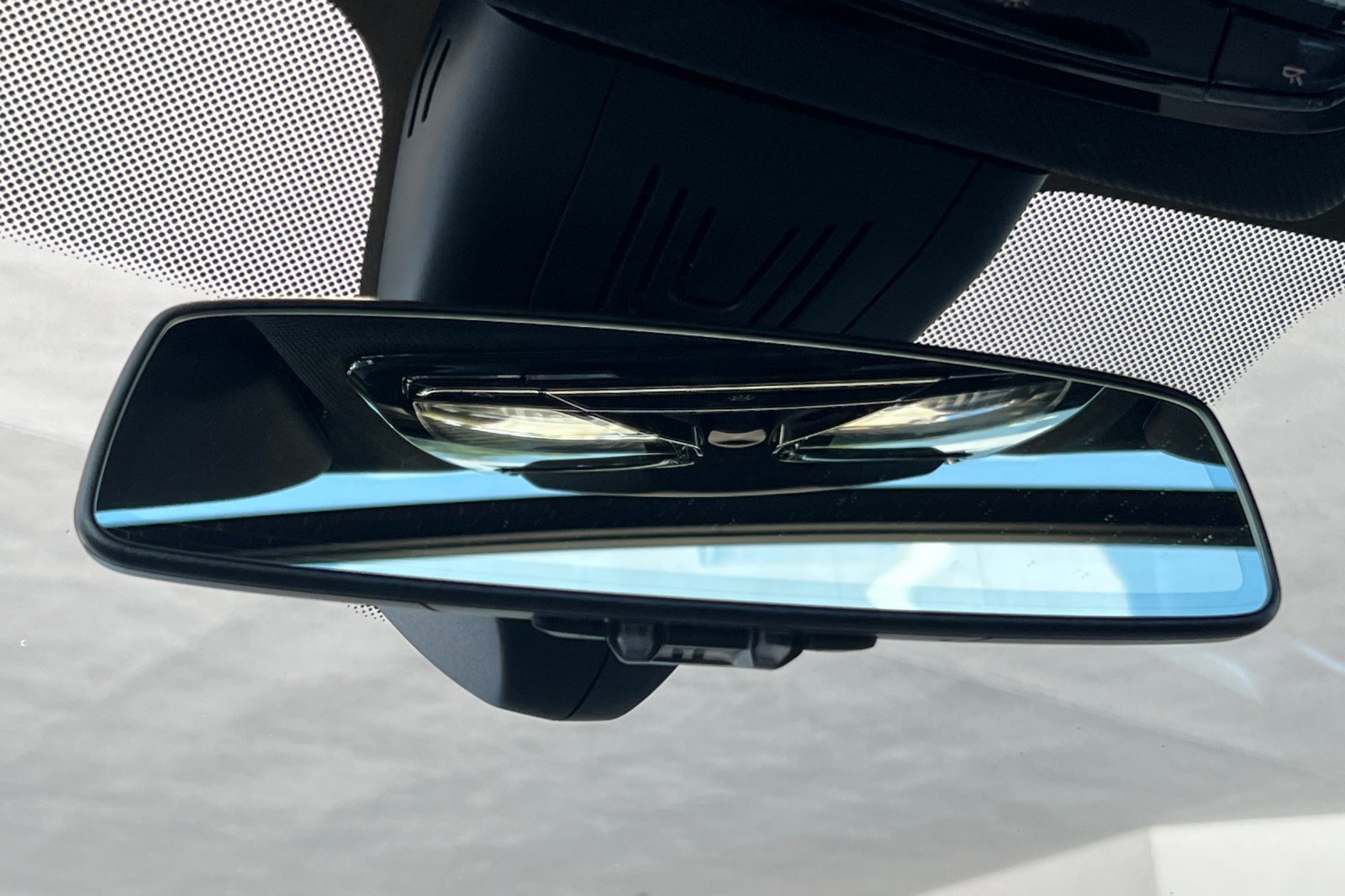 Used 2022 BMW X5 sDrive40i w/ Parking Assistance Package image 23