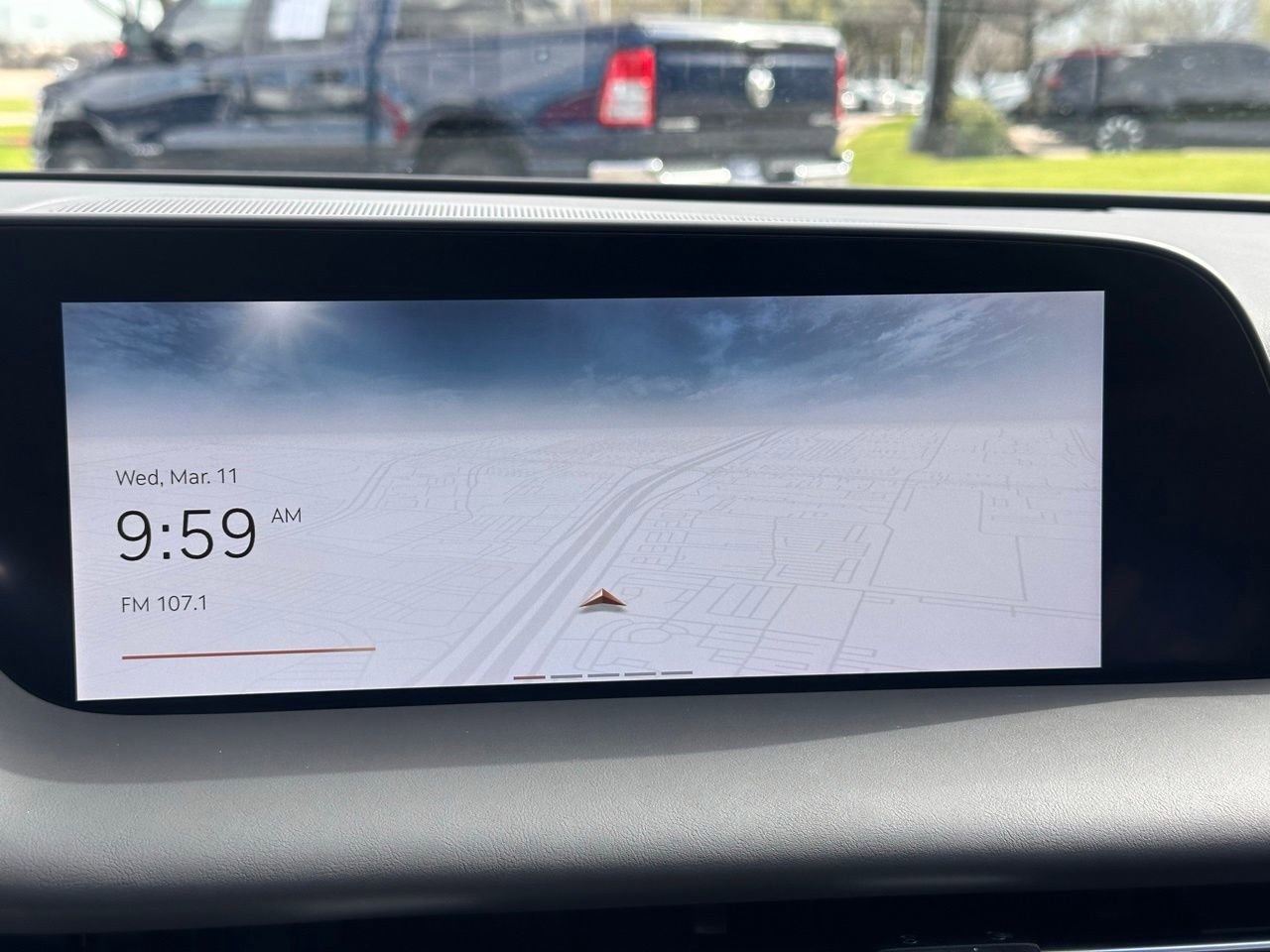 Used 2025 Genesis G90 3.5T image 32