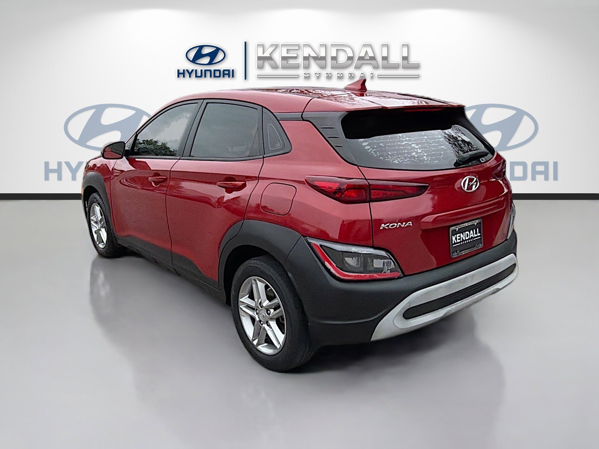 Used 2022 Hyundai Kona SE image 4