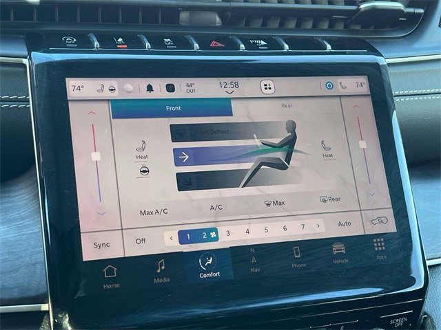 Used 2022 Jeep Grand Cherokee L Limited w/ Black Appearance Package image 30