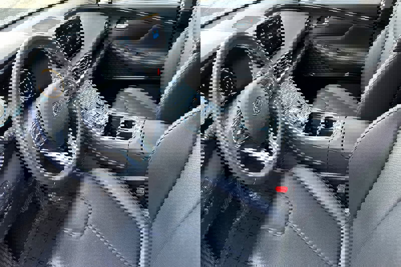 Used 2023 Hyundai Santa Fe SEL w/ Premium Package image 11