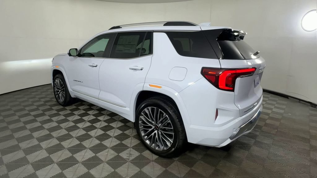New 2027 GMC Terrain Denali w/ LPO, Floor Liner Package AWD/4WD image 8
