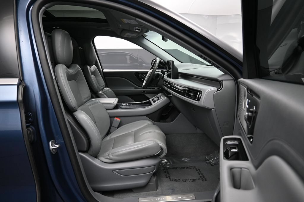 Used 2020 Lincoln Aviator Reserve w/ Equipment Group 201A AWD/4WD image 29