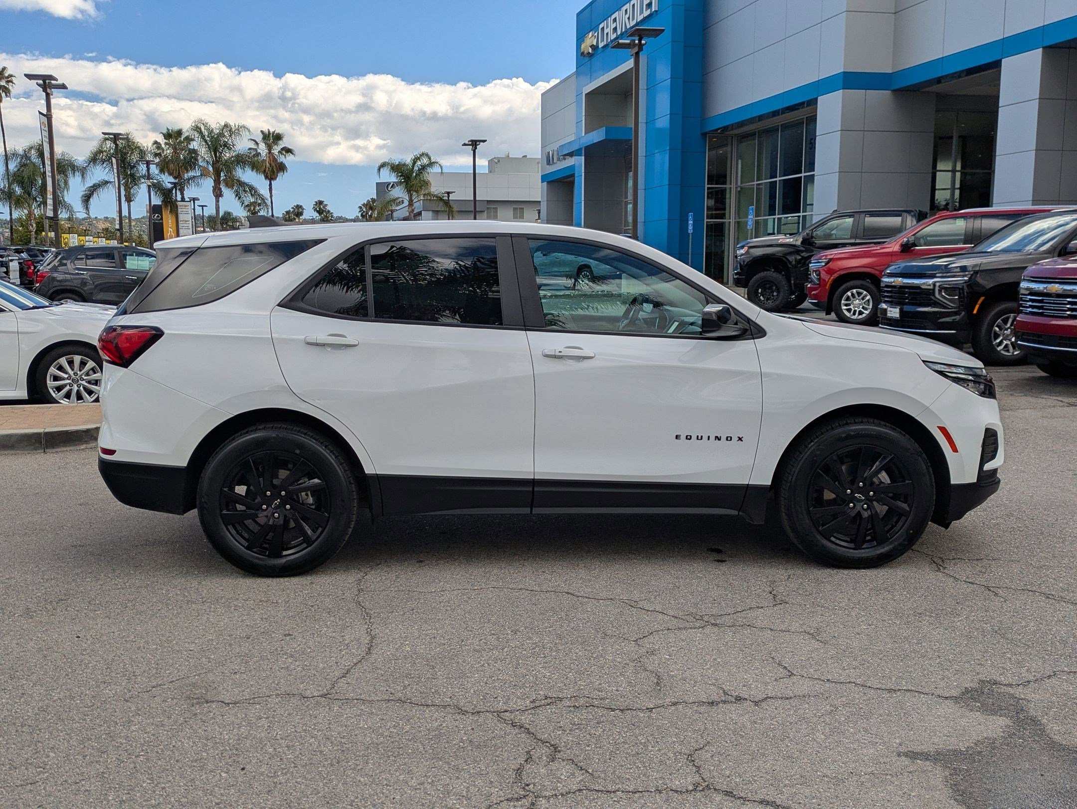 Certified 2024 Chevrolet Equinox LS w/ Sport Edition image 4