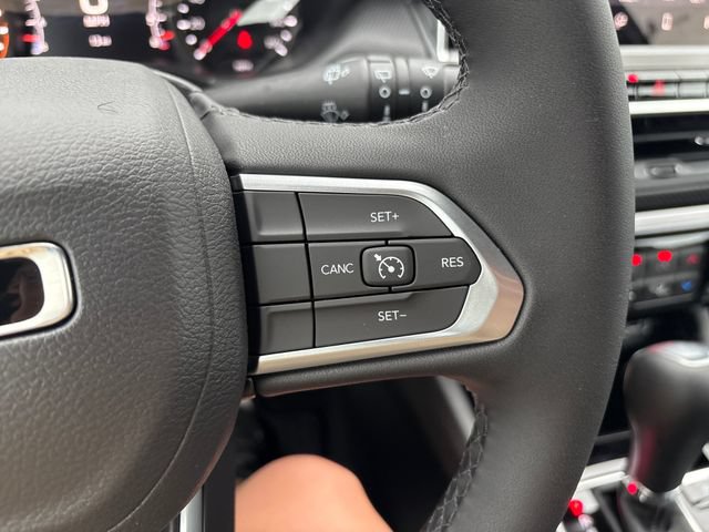 New 2026 Jeep Compass Latitude AWD/4WD image 12