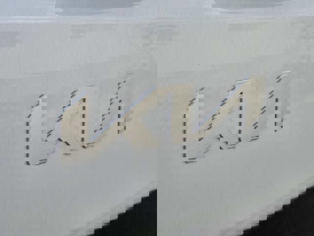 Used 2025 Kia Soul LX image 32