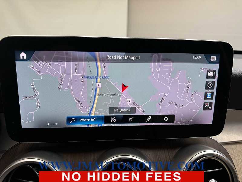 Used 2021 Mercedes-Benz GLC 300 4MATIC image 25