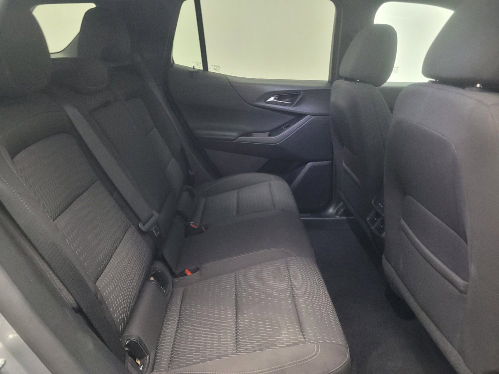 Used 2025 Chevrolet Equinox LT AWD/4WD image 19