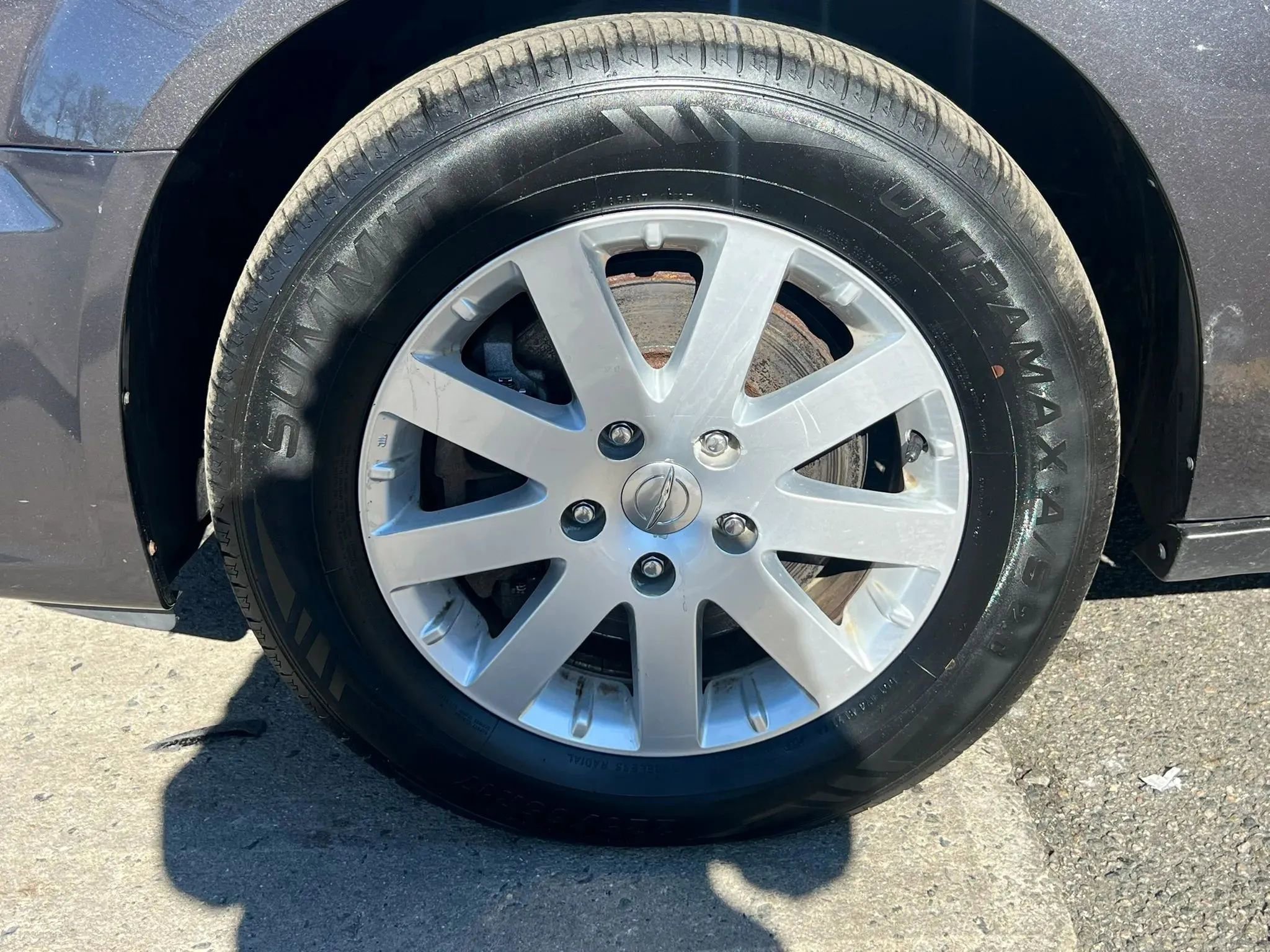 Used 2016 Chrysler Town & Country Touring w/ Driver Convenience Group image 12