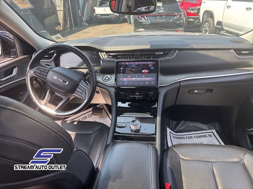 Used 2021 Jeep Grand Cherokee L Limited image 17