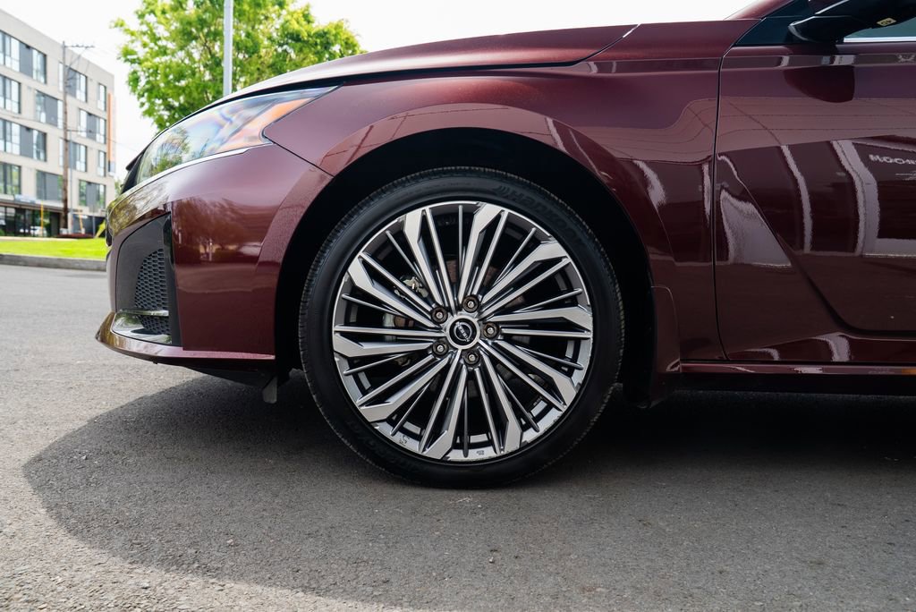 Certified 2025 Nissan Altima 2.5 SL image 7