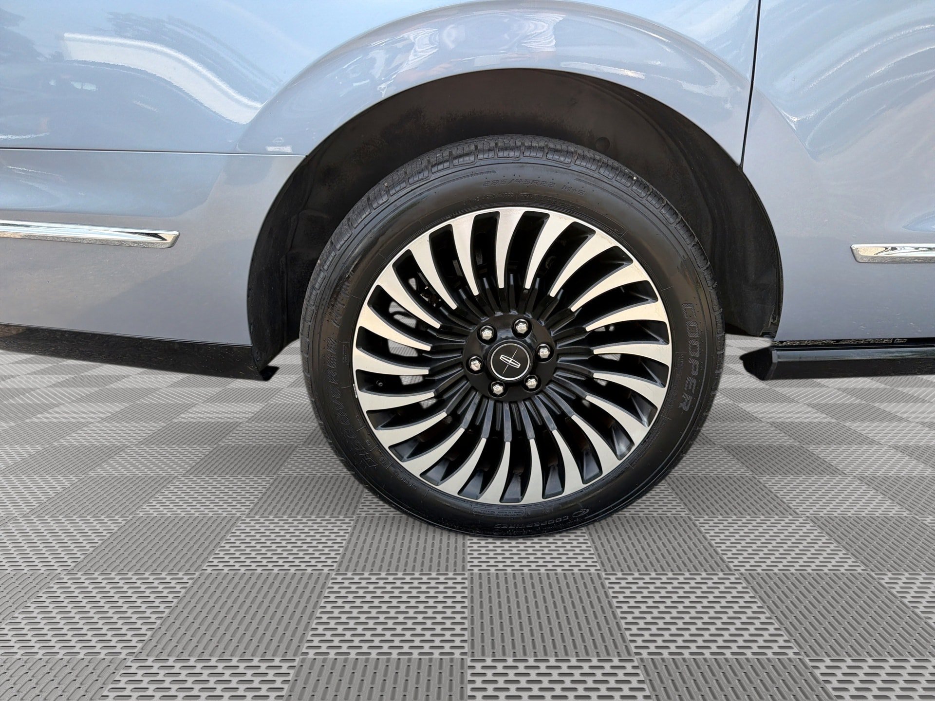Used 2020 Lincoln Navigator L Black Label AWD/4WD image 30