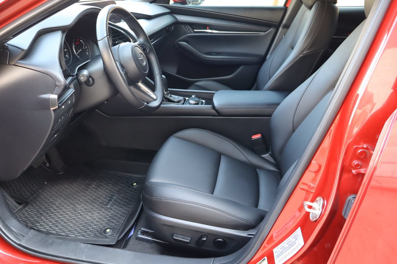 Used 2025 MAZDA MAZDA3 s FWD image 15