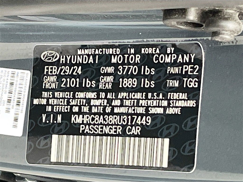 Used 2024 Hyundai Venue SEL image 32