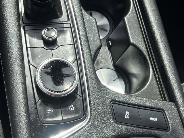 Used 2023 Cadillac XT6 Luxury image 32