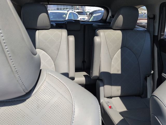 Used 2022 Toyota Highlander Platinum AWD/4WD image 11