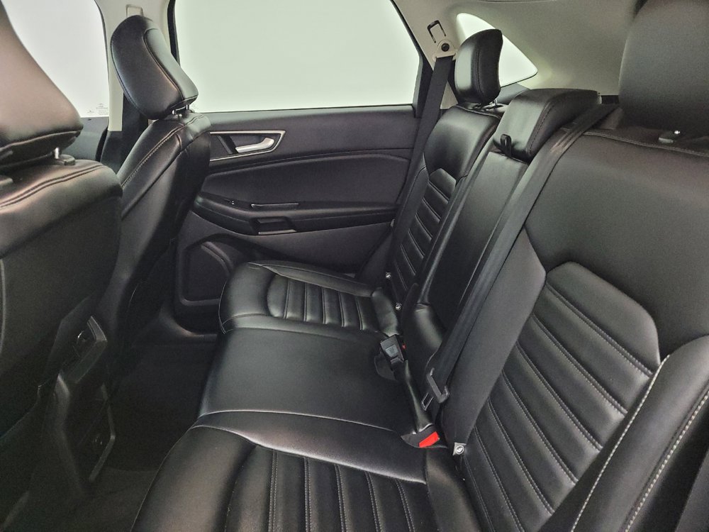 Used 2020 Ford Edge SEL AWD/4WD image 18