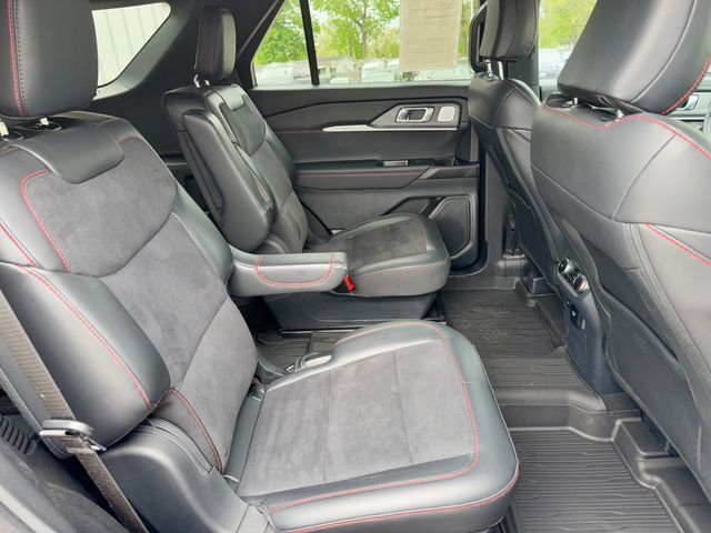 Used 2025 Ford Explorer ST w/ Sun And Sound Package AWD/4WD image 10