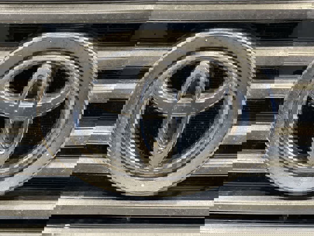 Used 2014 Toyota Tundra Platinum image 10