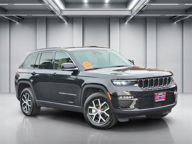 Used 2024 Jeep Grand Cherokee Limited image 1