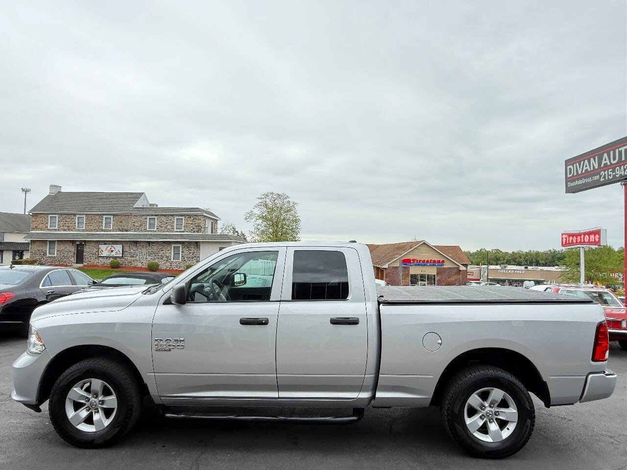 Used 2019 RAM 1500 Express AWD/4WD image 4