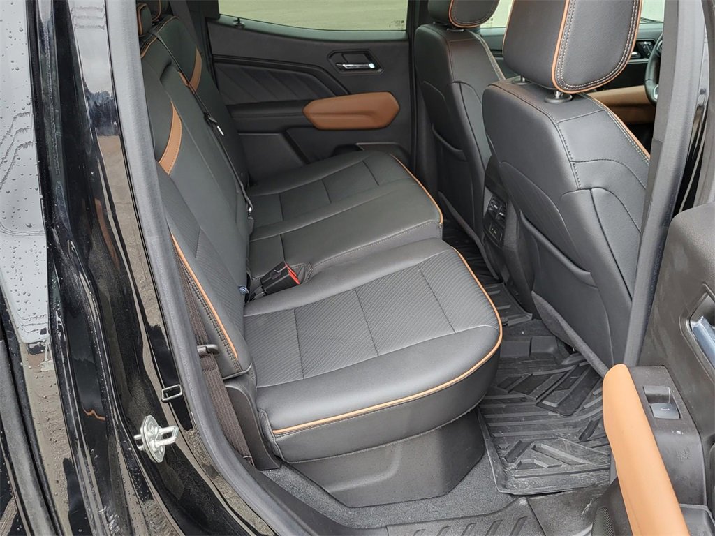 Used 2024 GMC Canyon AT4 w/ AT4 Premium Package image 11