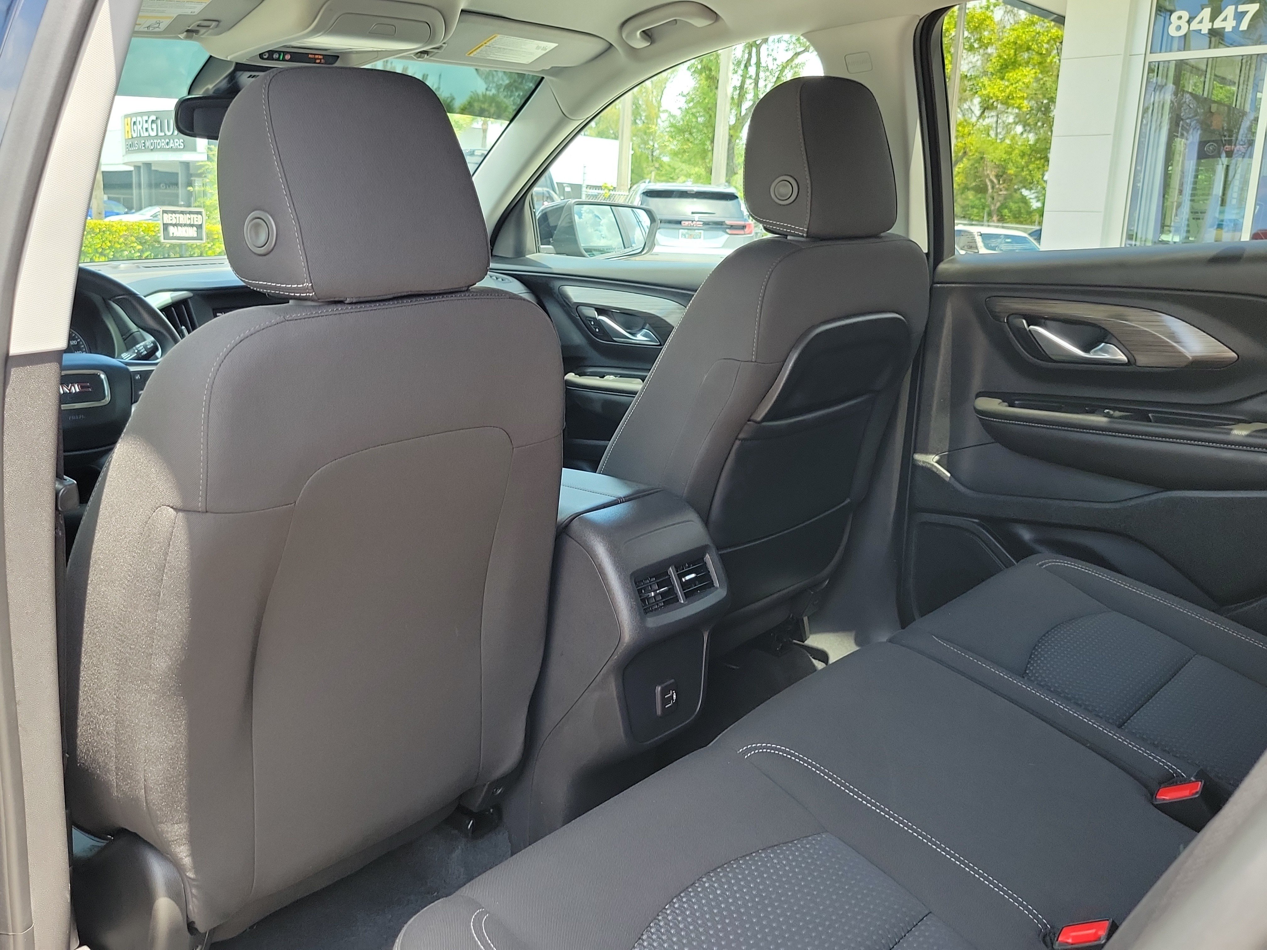Used 2023 GMC Terrain SLE w/ Driver Convenience Package FWD image 15